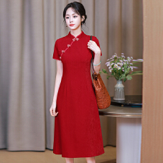 批发实拍新款夏季红色旗袍<b class='q'>敬酒</b><b class='q'>服</b><b class='q'>新娘</b>新中式订婚礼<b class='q'>服</b>便装回门裙短袖