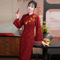批发实拍2026新款红色旗袍新中式改良长袖连衣裙订婚结婚回门礼服秋<b class='q'>冬</b>