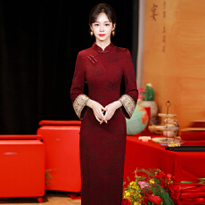 批发实拍绝美红色长袖旗袍<b class='q'>秋</b>冬新款新中式改良年轻款订婚高端连衣裙