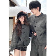 实拍情侣装复古双排扣绒感毛衣开衫638#