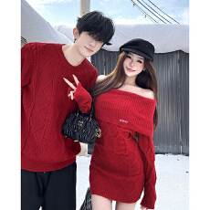 批发实拍情侣装<b class='q'>一字肩</b>红色毛衣针织<b class='q'>连衣裙</b>跨年战袍包臀短裙男毛衣