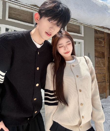 실사 커플룩 가을 겨울 한 부서 미니멀리즘 느긋한 바람 스트라이프 니트 오픈 가디건 스웨터 코트 캐주얼 다용도 재킷