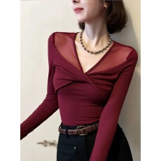 批发法式黑色V领打底衫女秋季新款时尚高级感网纱轻奢风修身显瘦上衣