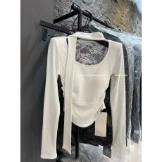 批发2025秋冬磨毛<b class='q'>新款</b>韩版设计感后背蕾丝拼接U领胸垫长袖T恤女修身