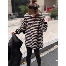 批发宽松慵懒<b class='q'>中长款</b>条纹毛衣女秋冬2025新款厚实软糯<b class='q'>针织衫</b>遮屁股上衣
