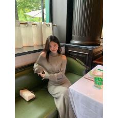 批发花花媛 理想欧尼 气质收腰针织连衣裙女<b class='q'>春</b>秋设计感露肩假两件长裙