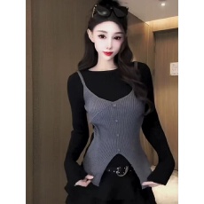 批发2026<b class='q'>春</b>季新款时尚圆领拼接洋气毛针织衫女假两件修身显瘦内搭上衣