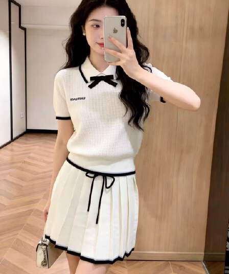 2026 슈퍼 화재 착용 가져 가라. 전체 집합 ootd 착용 가져 가라. 한국 스타일 세트 니트 반팔 플리츠 스커트 니트 스웨터