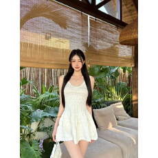 批发白色镂空花纹吊带连衣裙女夏季气质修身针织裙子显瘦收腰a字短裙