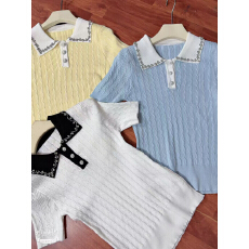 批发独特漂亮钉珠翻领气质短袖针织衫女2026<b class='q'>夏</b>季新款精致纽扣优雅上衣