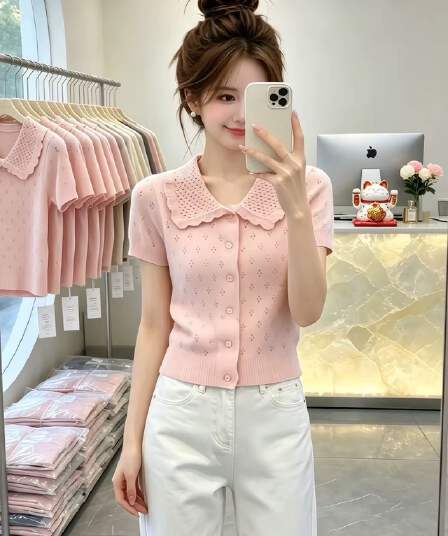 프랑스식 달콤함 베이비 칼라 홀로우 아웃 니트 반팔 티셔츠 여성 여름 2026 새로운 디자인 센스 몸매 가꾸기 슬림해 보이는 맨위