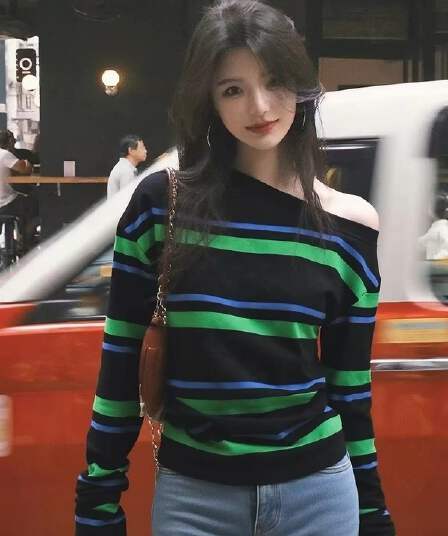 한 부서 비스듬한 어깨 스트라이프 티셔츠 여성 봄 가을 느긋한 바람 느슨함 센스 작은 대중 아니요 명중 섹션 고유 한 슈퍼 잘 생긴 맨위