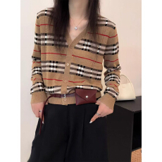 批发复古简约风撞色细条纹大码针织<b class='q'>开衫</b><b class='q'>女</b>V领宽松百搭设计感秋季上衣