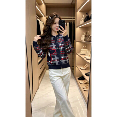 批发少女风小狗针织<b class='q'>开衫</b>女秋季穿搭撞色针织衫格子<b class='q'>条纹</b>毛衣外套秋装
