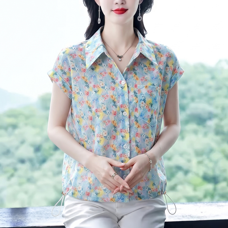 2026 여름 새로운 폴로 칼라 꽃무늬 반팔 셔츠 외국 가스 표지 배 슬림해 보이는 다용도 연령 감소 외출용 맨위 여성