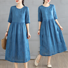 批发实拍2026<b class='q'>夏</b>新款轻薄透气飘逸仙美显白显瘦文艺刺绣棉麻连衣裙
