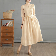 批发实拍2026夏高档刺绣<b class='q'>连衣裙</b>收腰系带显瘦文艺大摆棉麻旅行夏季