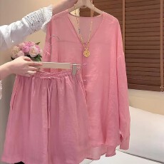 批发3920老钱风休闲衬衫套装女夏季慵懒度假棉麻防晒衣短裤粉色两件套