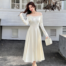 批发实拍‘钻石邂逅’2026春季甜美显瘦纯色收腰针织修身连衣裙