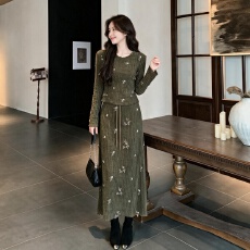 批发新款202秋季漂亮时髦开衫套装女高级出片漂亮A裙衣服