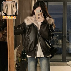 批发实拍 美式复古皮毛座山雕大毛领棉服<b class='q'>男</b>女2025冬季皮毛一体外套潮