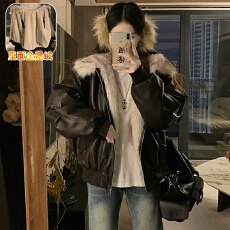 批发实拍 <b class='q'>皮衣</b>加厚保暖毛领座山雕2025冬季新款重磅棉衣防风外套<b class='q'>男</b>女