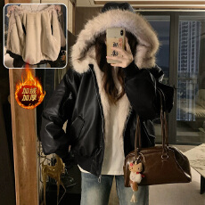 批发实拍 秋冬宽松大毛领酒红色皮衣女2026新款加厚保暖连帽外套短款