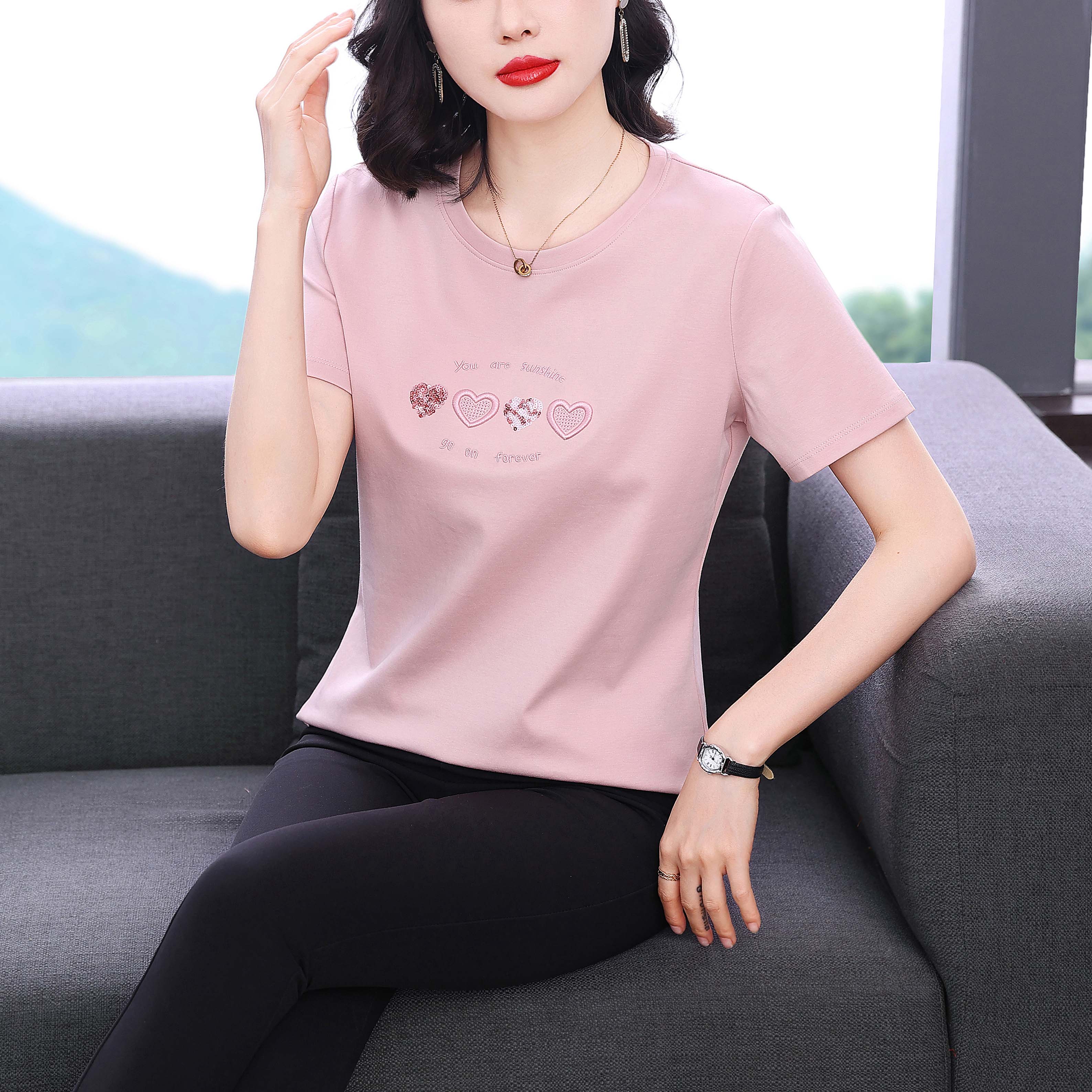 2026 새로운 순면 긍정적 인 어깨 반팔 티셔츠 여성 여름 라운드 넥 자수 작은 키 아름다운 캐주얼 작은 맨위