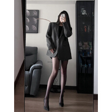 批发高级感御姐气质西装外套女春装新款复古英伦风宽松廓形<b class='q'>小</b><b class='q'>西服</b>上衣