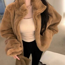 批发高领加绒加厚水<b class='q'>貂绒</b>皮草软糯糯短款羊羔绒毛毛绒<b class='q'>外套</b>上衣棉服棉衣