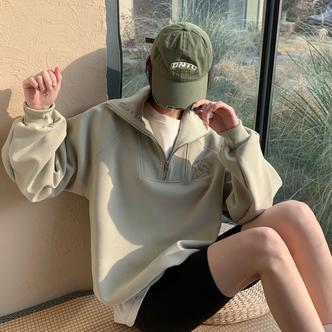 경관 그림 후아 면 복합 320 그램 2026 봄 가을 얇은 스타일 가시 자수 지퍼 긴팔 맨위 빅 사이즈 여성 의류 200 kg