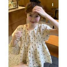 批发日系甜美短袖碎花衬衫女<b class='q'>夏季</b>高级感轻奢娃娃衫宽松小个子褶皱上衣