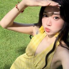 批发广州原版面料➕内衬拉链黄色领挂吊带连衣裙新款设计度假温柔