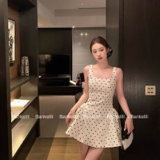 批发氛围感<b class='q'>波点</b>方口领吊带拼接<b class='q'>连衣裙</b>女春夏小个子收腰显瘦蓬蓬短裙