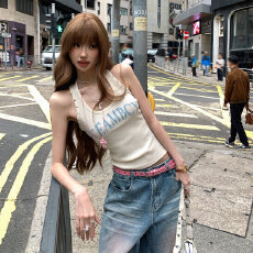 批发彩棉撞色简约字母印花吊带背心女性感纯欲风U领夏季辣妹无袖上衣