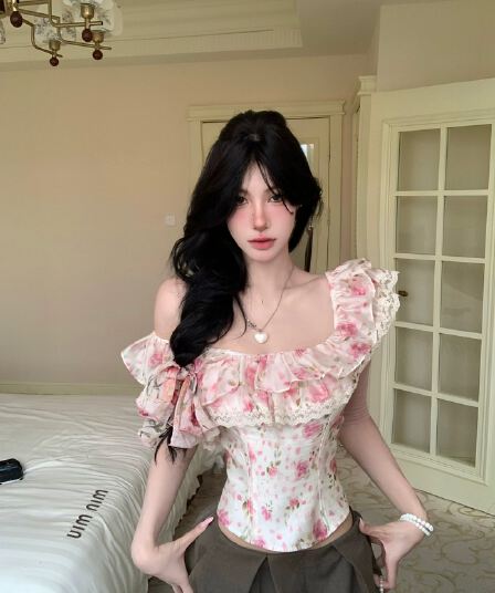 해변가 아름다운 오프숄더 꽃무늬 생선뼈 조끼 여성 여름 프랑스식 몸매 가꾸기 디자인 센스 핫걸 순수한 욕망 꼬집기 허리 위로 의류