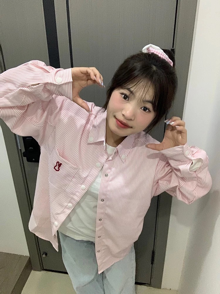 일본식 레트로 vintage 스트라이프 토끼 긴팔 여성 셔츠 루즈핏 디자인 센스 작은 대중 외국 가스 연령 감소 재킷