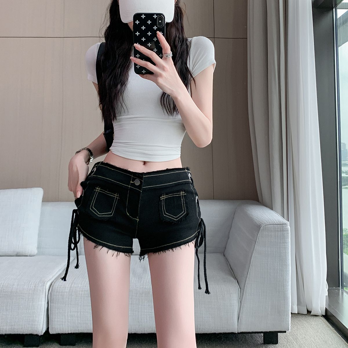 실사 새로운 거친 가장자리 홀로우 아웃 측면 레이스업 데님 반바지 여성 여름 로우 웨이스트 타이트 섹시함 리프트 엉덩이 뜨거운 바지