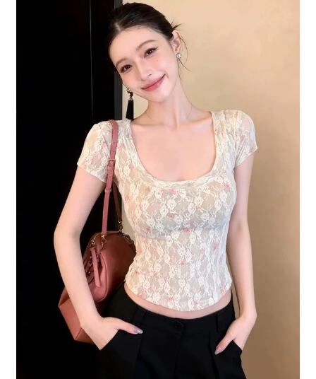 레이스 안감 화이트 레이스 꽃무늬 u 칼라 반팔 티셔츠 여성 여름 디자인 센스 순수한 욕망 핫걸 몸매 가꾸기 맨위