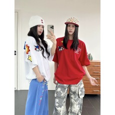 批发好质量做工毛巾绣+内里铺布19支220克索罗娜领口短袖