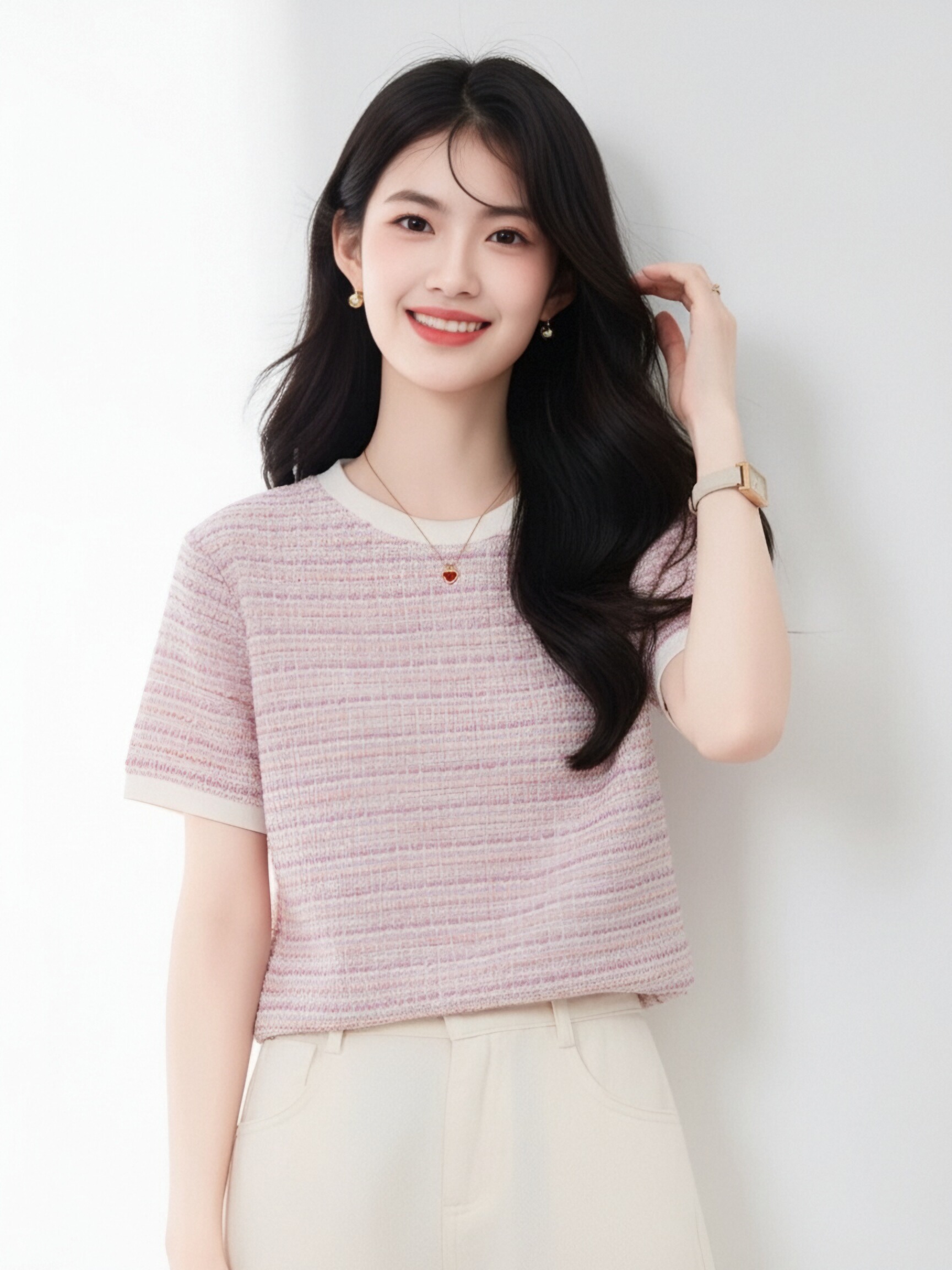 분말 보라색 작은 샤넬 스타일 스트라이프 반팔 티셔츠 여성 여름 새로운 배색 라운드 넥 부드러운 품격 다용도 슬림해 보이는 맨위