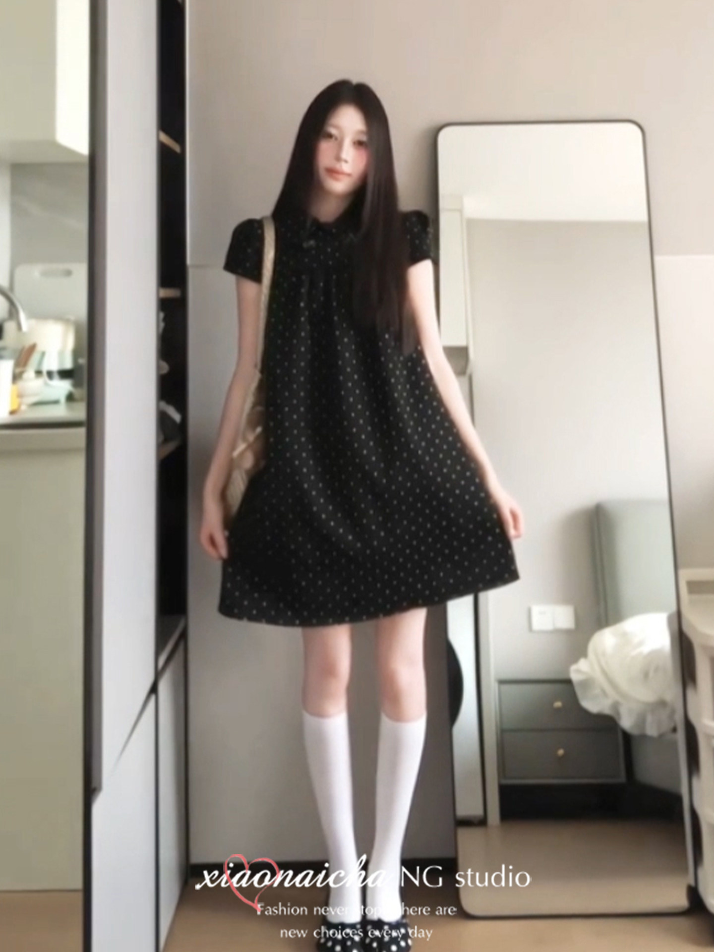 일본식 레트로 검정색 도트 무늬 베이비 칼라 반팔 여성 드레스 여름 새로운 고급 센스 패션 루즈핏 미니 스커트