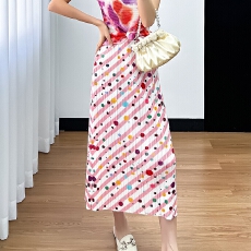 批发百褶裙裙脚开叉 彩色波点印花半身裙女夏季薄款宽松显瘦