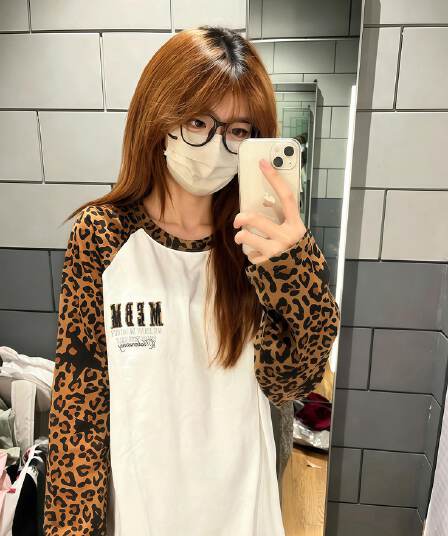 2020 새로운 한국 스타일 여성 의류 소매 압력 라인 원본 솜씨 순면 220 그램 긴팔 티셔츠 여성