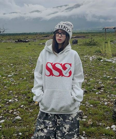 후아 면 복합 없음 모자 로프 있음 주머니 후드 티 스웨터 여성 프린트 얇은 스타일 털이 있는