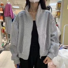 批发新款春秋季棒球服百搭运动夹克纯色立领宽松休闲显瘦短外套飒潮