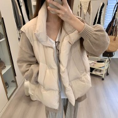 批发2026秋冬新款<b class='q'>羽绒服</b>马甲女短款宽松时尚立领保暖背心坎肩马夹外穿