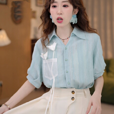批发花楹微蓝<b class='q'>甜美</b>休闲百搭小众短袖衬衫女夏季上衣