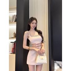 批发法式千金风蝴蝶结吊带<b class='q'>连衣裙</b>收腰钻链方领粉色<b class='q'>连衣裙</b>女