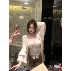 批发辣妹风米白色喇叭袖开衫毛针织衫蕾丝绑带设计 显瘦气质